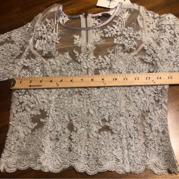 NWT $128 LF "Seek the Label" Embroidered Mesh Silver Top in size Small! - Picture 7 of 9